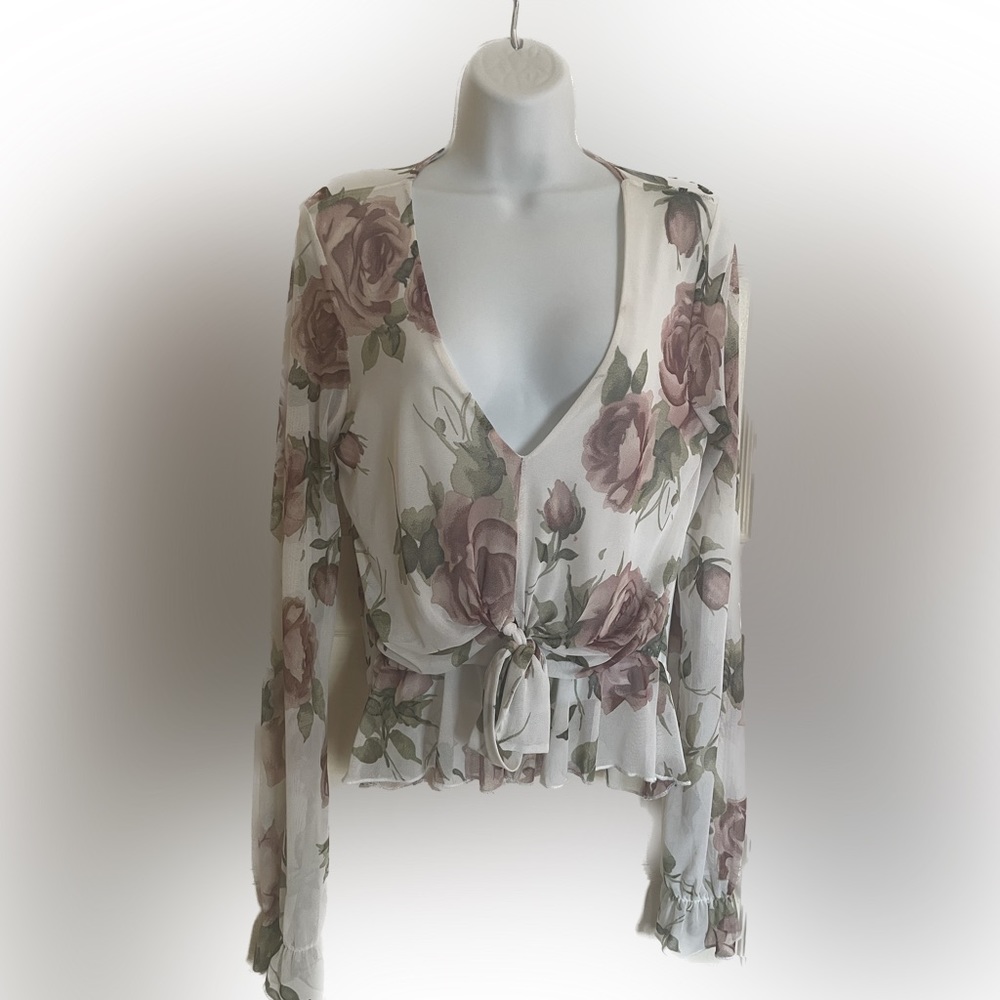 Mesh, Guess summer top. Size small. Stretchy.